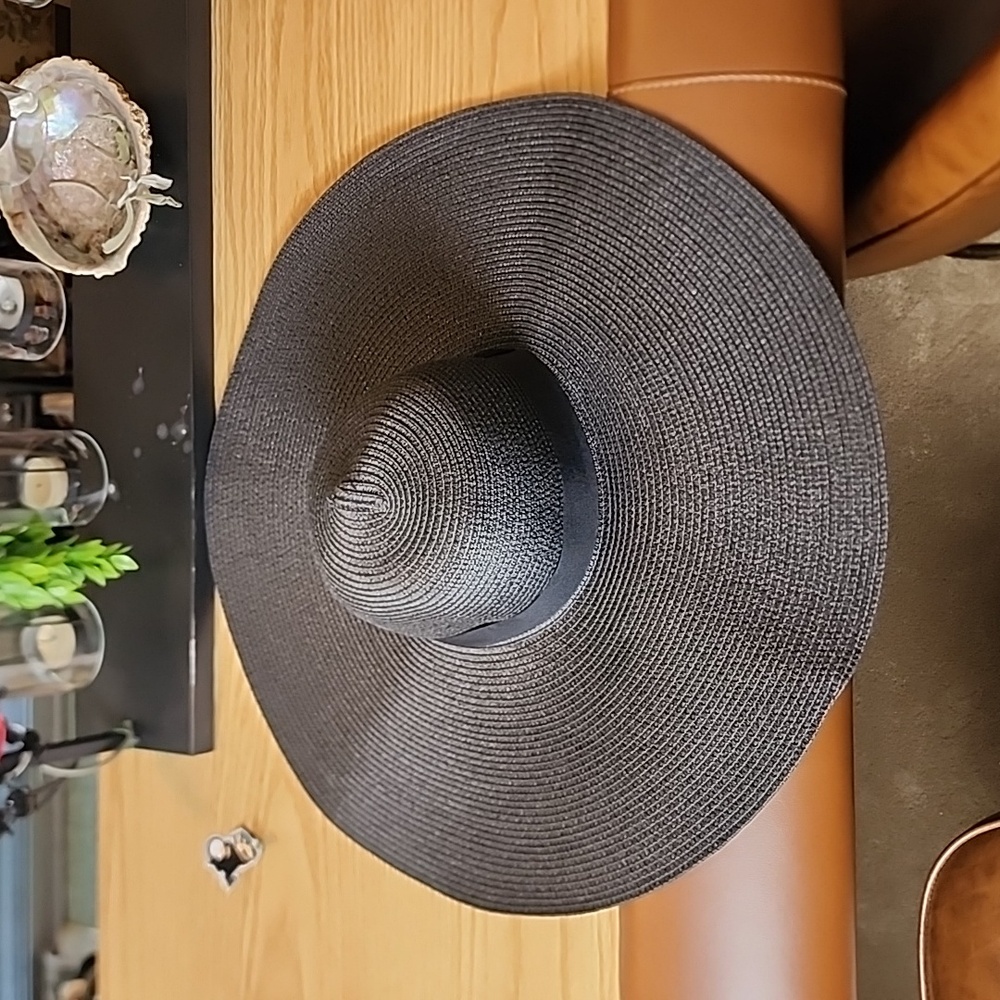 Black Wide-brim Sun Hat - Picture 5 of 5
